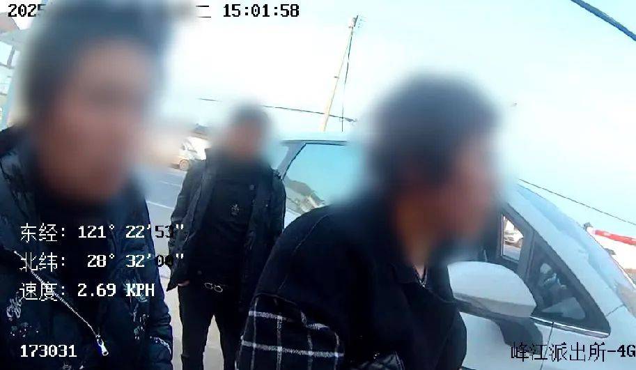 皇冠信用网如何注册
_“我卡里的1000多万啊皇冠信用网如何注册
！”浙江女子瞬间瘫软……