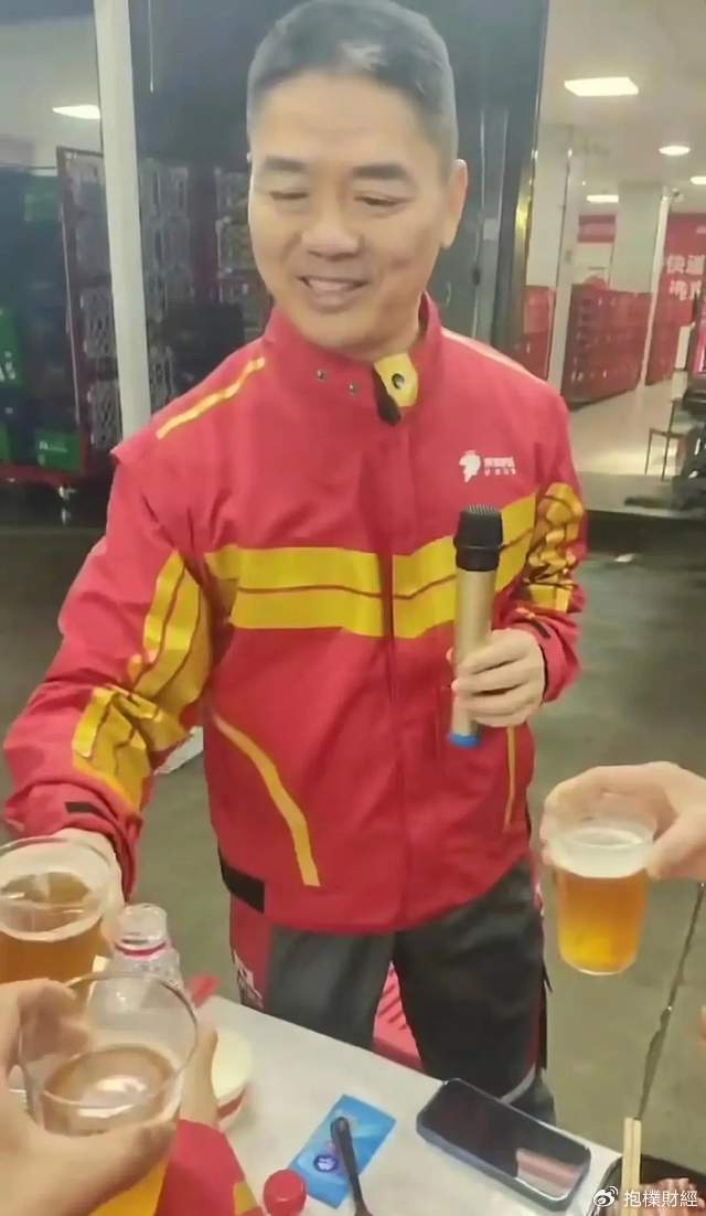 皇冠会员如何申请
_刘强东吃了一顿“价值上亿”的火锅之后皇冠会员如何申请
，京东外卖崩了